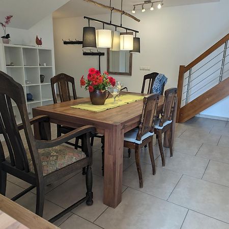 Landleben Eichenhof Aparthotel Himbergen Buitenkant foto