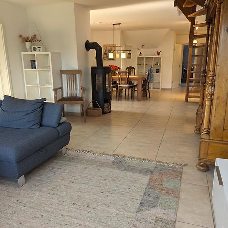 Landleben Eichenhof Aparthotel Himbergen Buitenkant foto