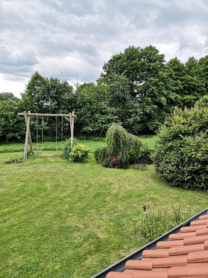Landleben Eichenhof Aparthotel Himbergen Buitenkant foto